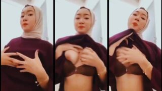 Bokep hijab terbaru remasin payudara kenyal